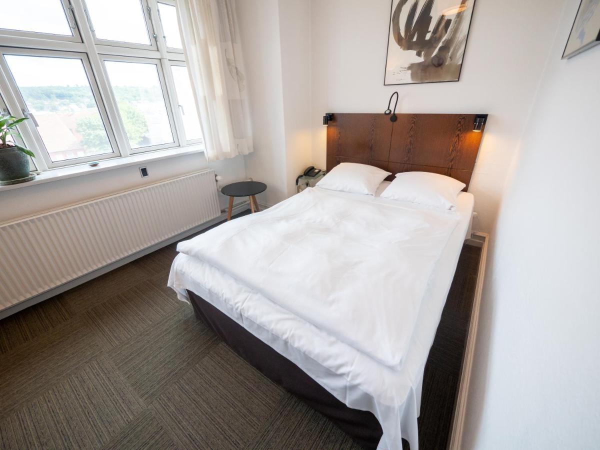 Hotel Europa Обенро Экстерьер фото